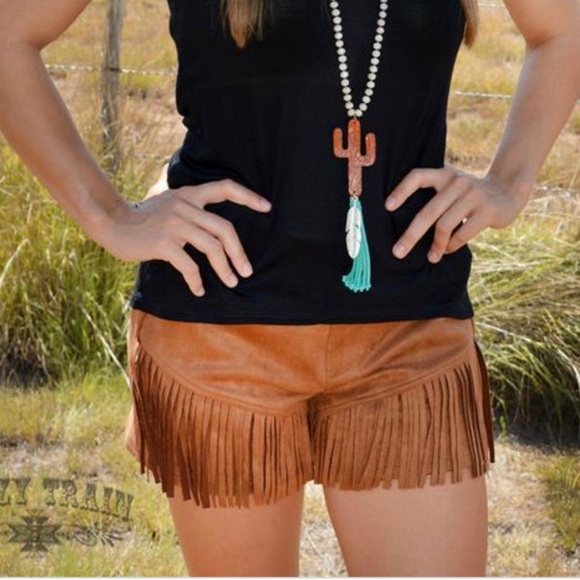 Rust Fringe Shorts - Picture 4 of 5